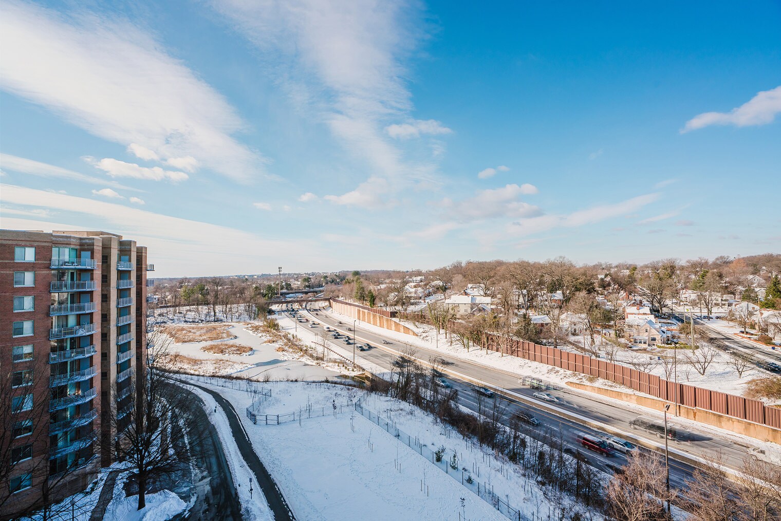 Building Photo - 4650 Washington Blvd