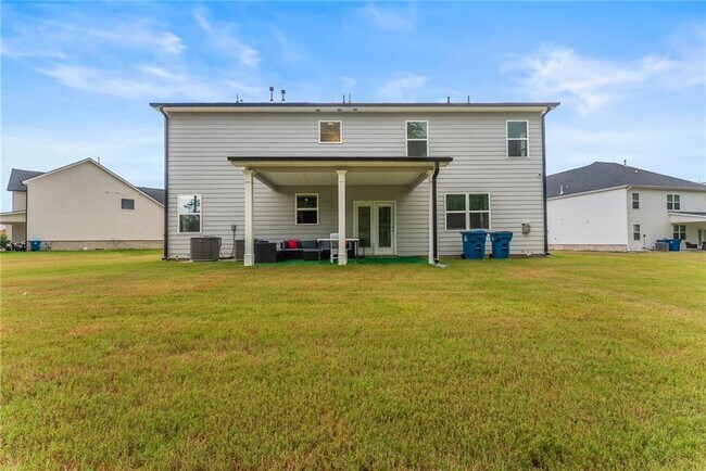 Building Photo - 379 Blue Juniper Cir