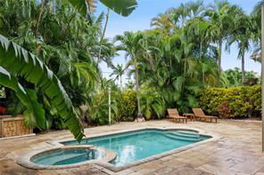Building Photo - Sunny Isles Boulevard, North Miami Beach, ...
