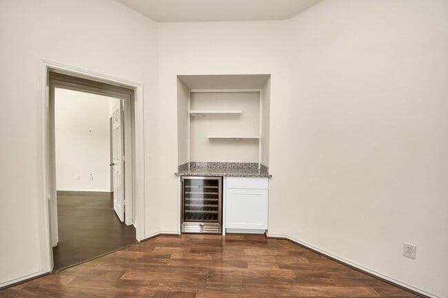 Building Photo - 27427 Channing Springs Dr