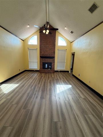 Building Photo - 1704 Bent Brook Dr