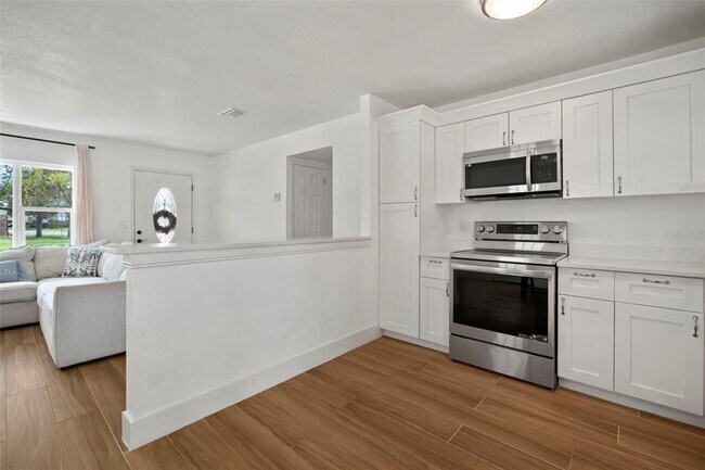 Building Photo - 7717 W Powhatan Ave