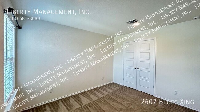 Building Photo - 2607 Bluff Cross