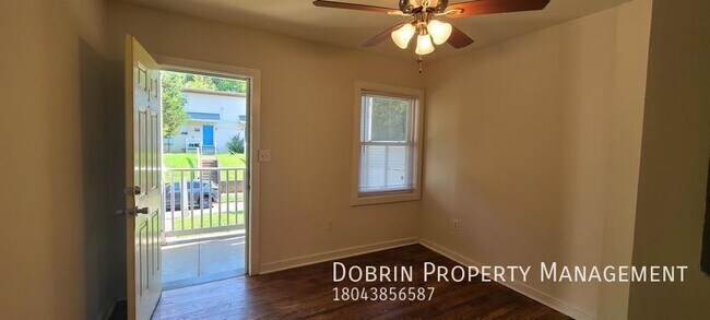 Building Photo - 1923 Lakeview Ave