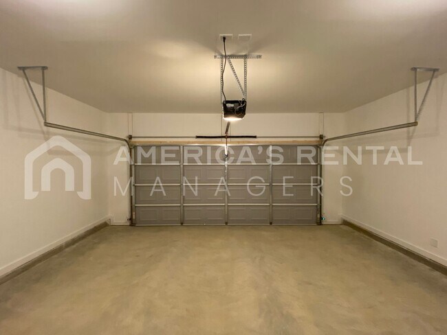 Building Photo - Home for Rent in Cullman, AL! Available to View Now!!!