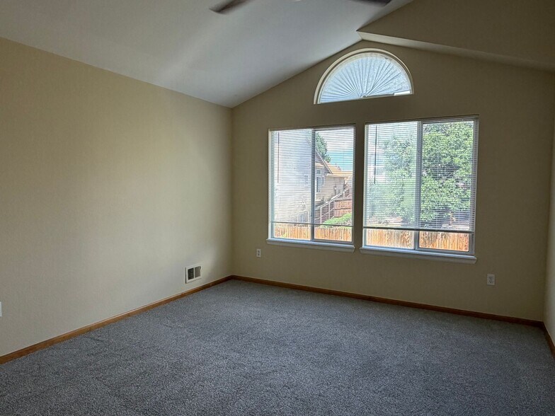 Building Photo - 21585 Hill Gail Way