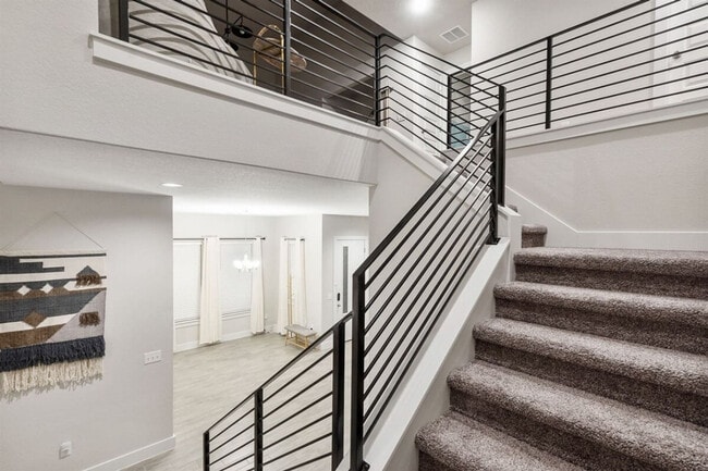 Building Photo - 11102 1/2 Charger Wy