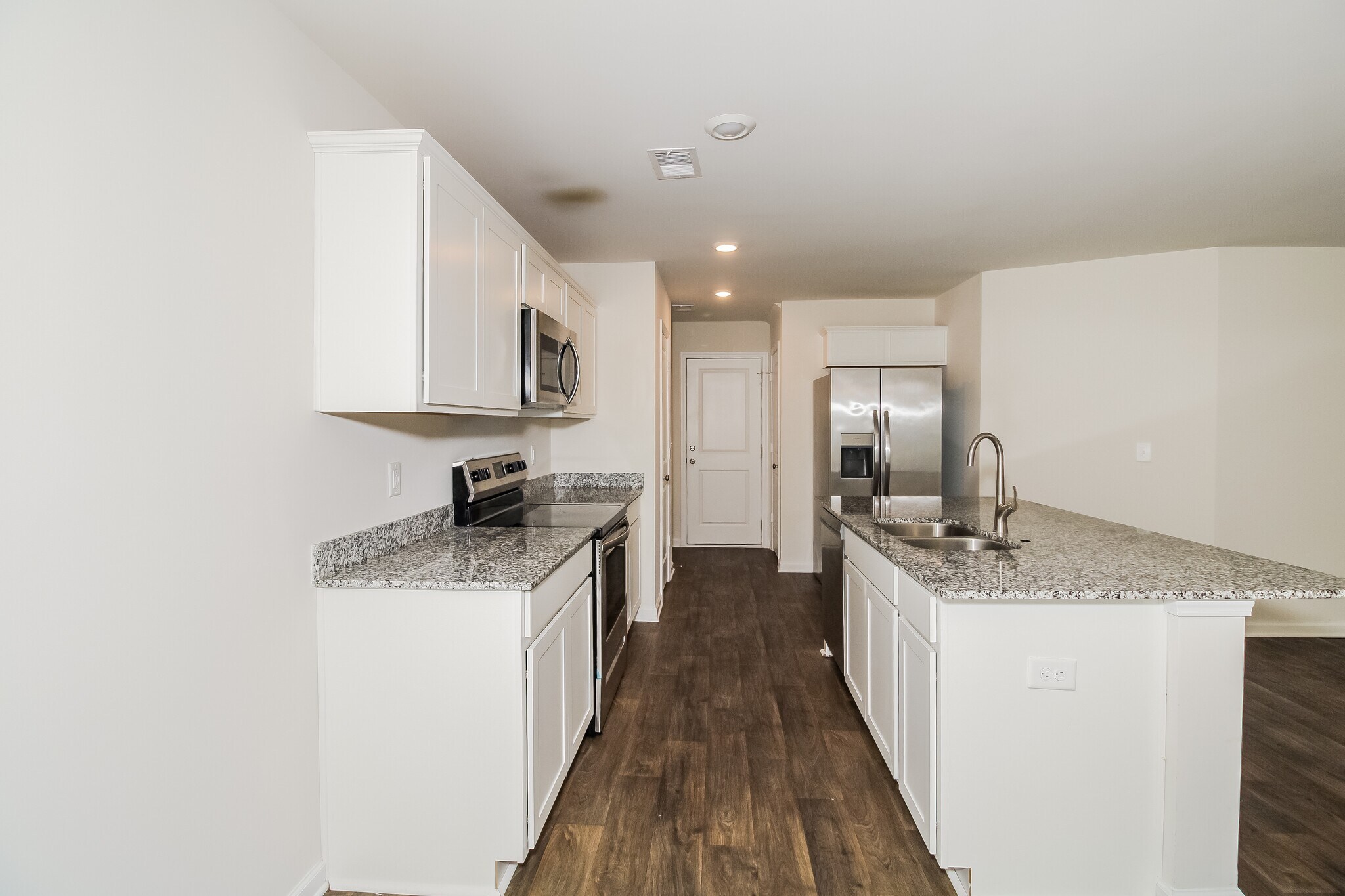 Building Photo - 323 Longstone Ct