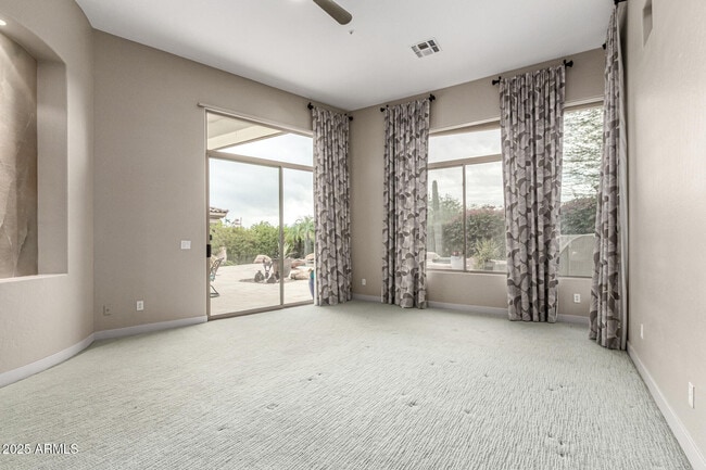 Building Photo - 15211 E Staghorn Dr