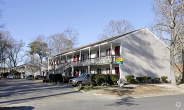 Building Photo - Lakewood West Apartments