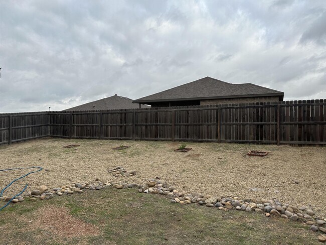 Building Photo - 6903 Corral Dr