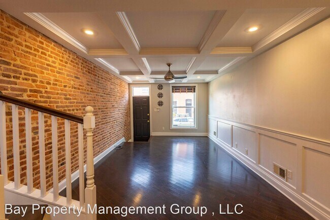 Building Photo - 2 br, 3 bath House - 33 S Curley St