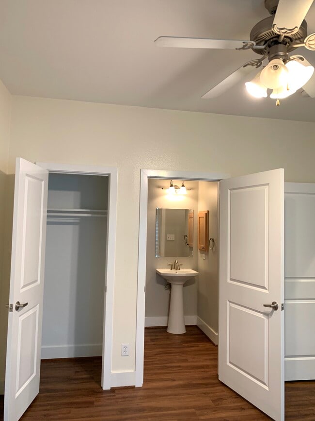 Building Photo - 1604 Tribeca Way