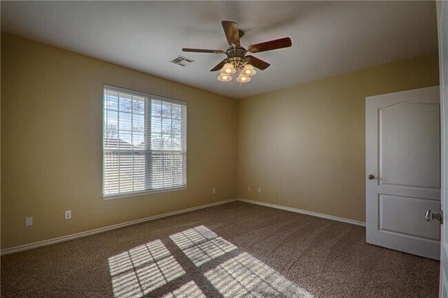 Building Photo - 11326 NW 121st Pl