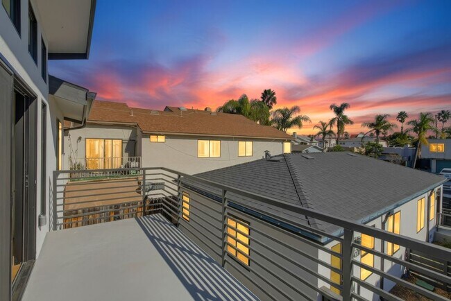 Building Photo - Brand New Construction – 3 Bed / 2 Bath Duplex Home in Normal Heights