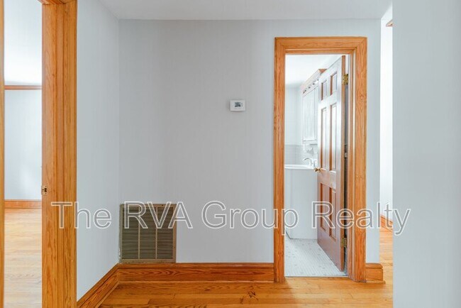 Building Photo - 36 Ferndale Drive