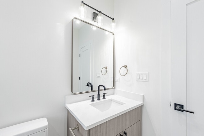 Building Photo - 2920 N 73rd Ct