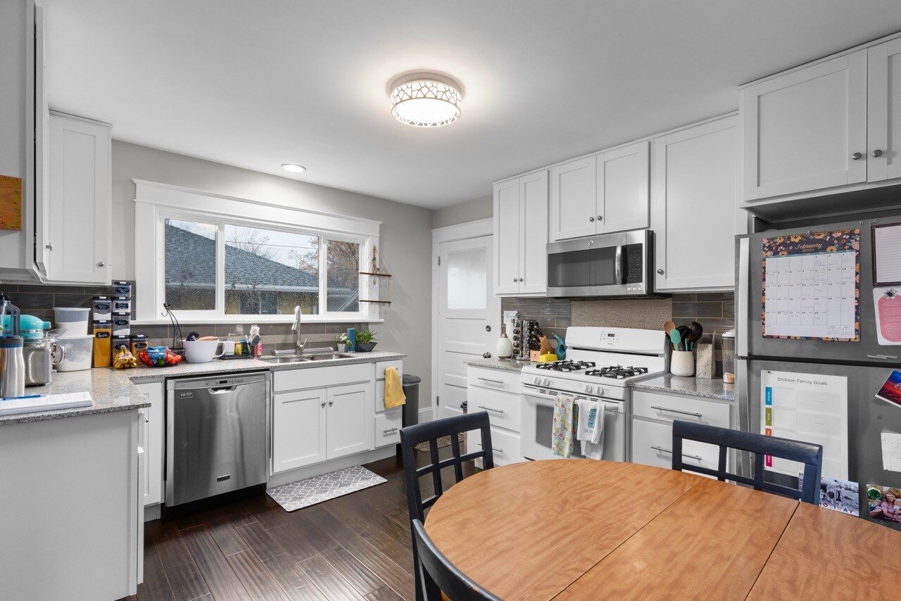 Kitchen - 432 S 100 E