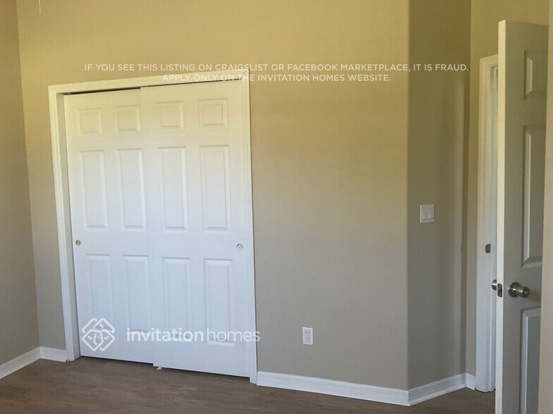 Building Photo - 4702 Barbados Loop