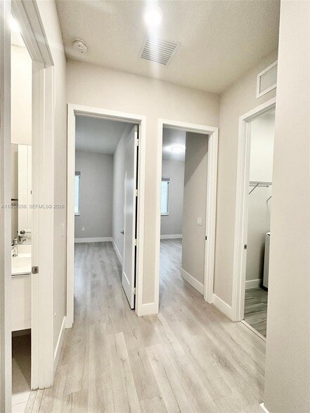 Building Photo - 10420 NW 67th St