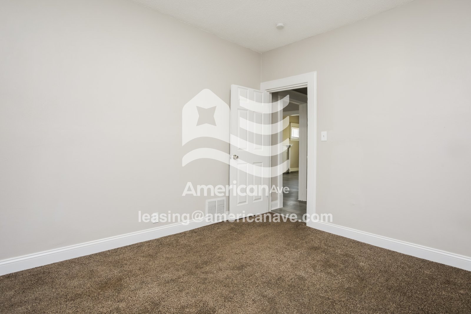 Building Photo - 2737 Bales Ave