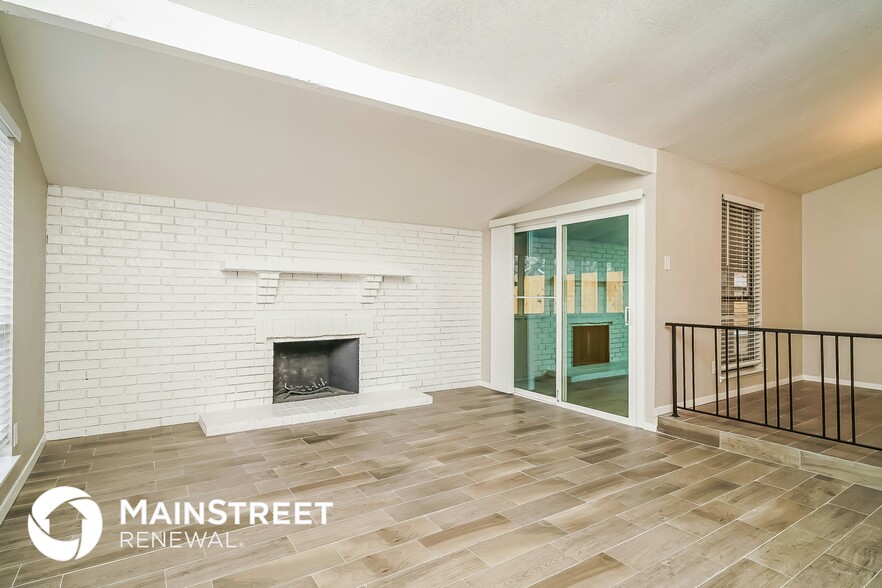 Building Photo - 4210 Coronet Ln