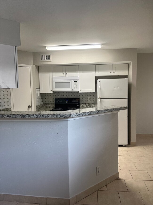 Building Photo - 7200 T C Jester Blvd