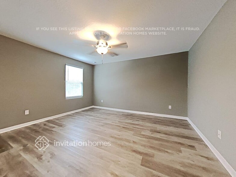 Building Photo - 35780 Jenny Lynne Cir