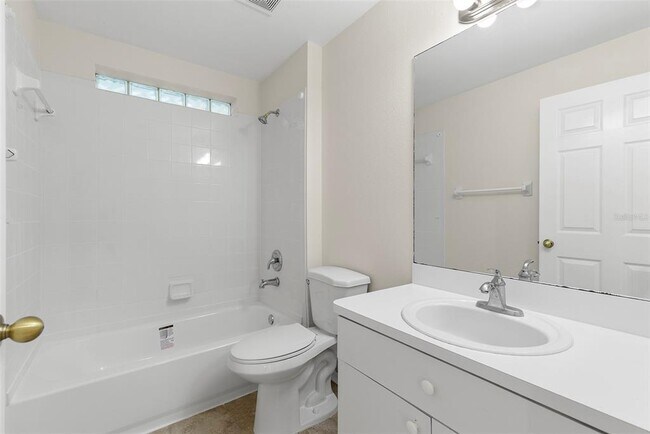 Building Photo - 5204 Creekmore Ln