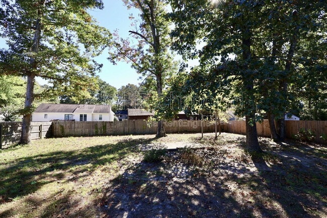 Building Photo - 2801 Pine Meadows Cir