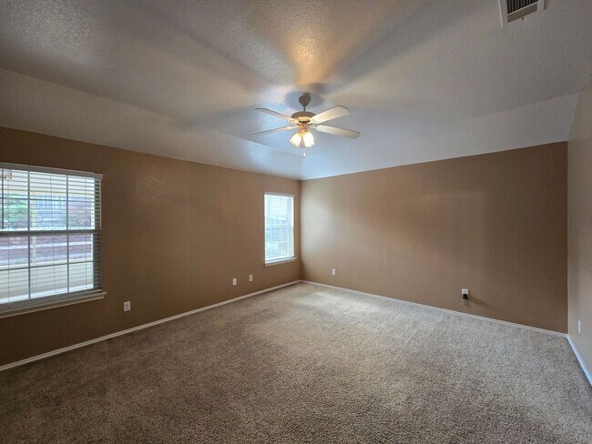 Building Photo - 5812 Durango Dr