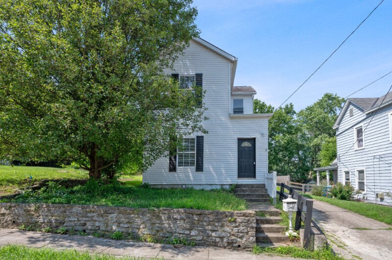 Primary Photo - 25 Clay St