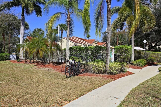 Building Photo - Venetian Palms 12670-2203