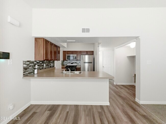 Building Photo - 14183 Rattler Point Dr