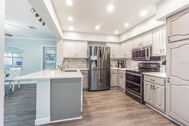 Building Photo - 863 Bay Breeze Terrace