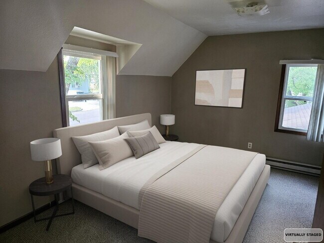 Building Photo - Spacious 3-Level Home with Garage & Off-St...