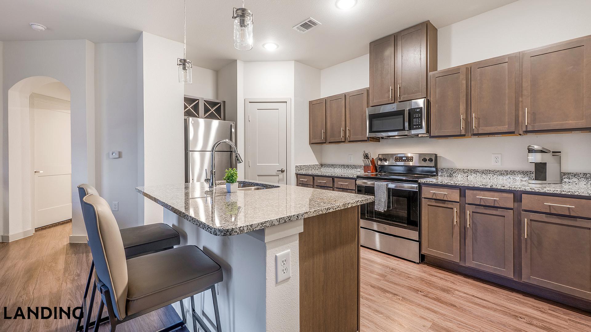 Building Photo - 2825 Main St