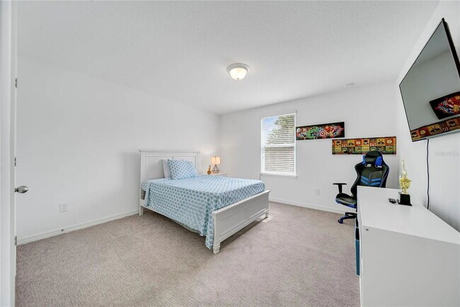 Building Photo - Stunning Fully Furnished 4 Bed Home with Resort-Style Community Amenities