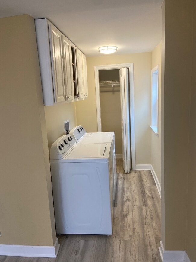 Building Photo - 903 Cattell Rd