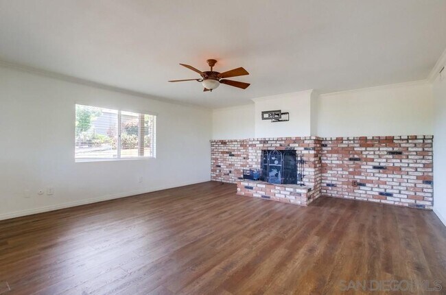 Building Photo - 145 La Cresta Heights Rd