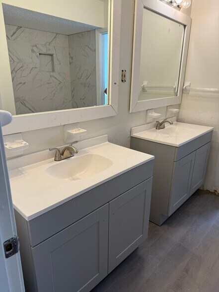 Building Photo - 1641 Forest Ave