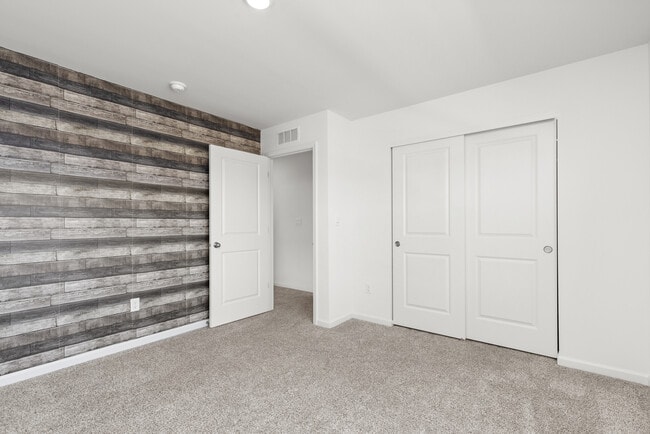 Building Photo - 2461 Tahoe ln