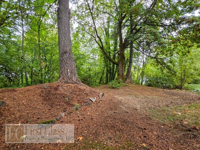 Building Photo - 47 Eagle Crest Dr