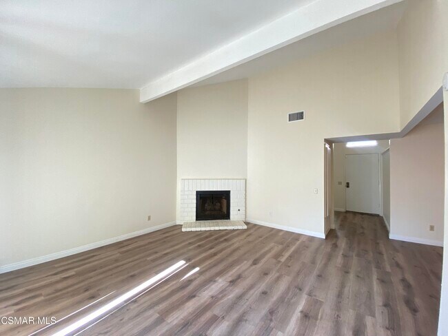 Building Photo - 2174 Deerfield St