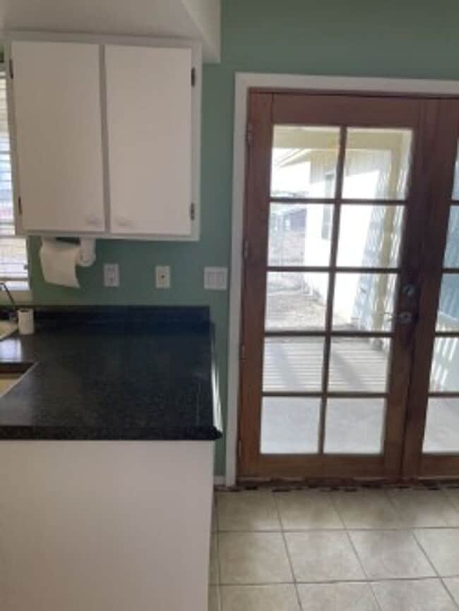 Building Photo - PENDING APPROVED APPLICATION!!!-No longer ...