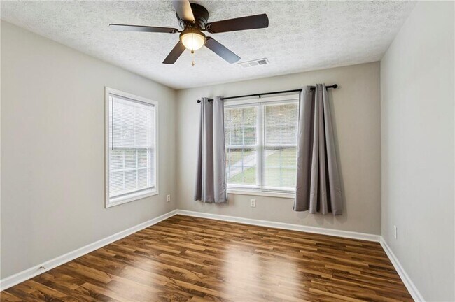 Building Photo - 6365 Union Hill Rd