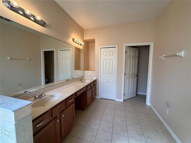 Building Photo - 2641 Maggiore Cir