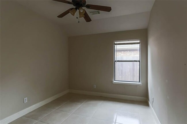 Building Photo - 21722 Oakbridge Park Ln