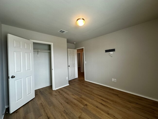 Building Photo - 23330 Briarstone Hbr Trl