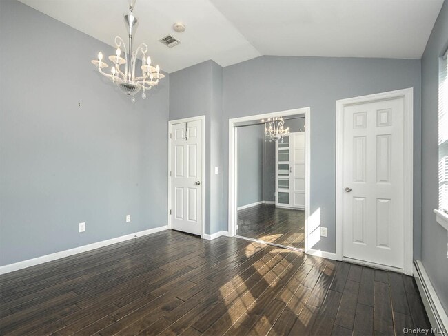 Building Photo - 49 Ashwood Rd